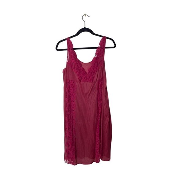 Vintage Red Lace Trimmed Sleeveless Nightgown - Picture 1 of 4
